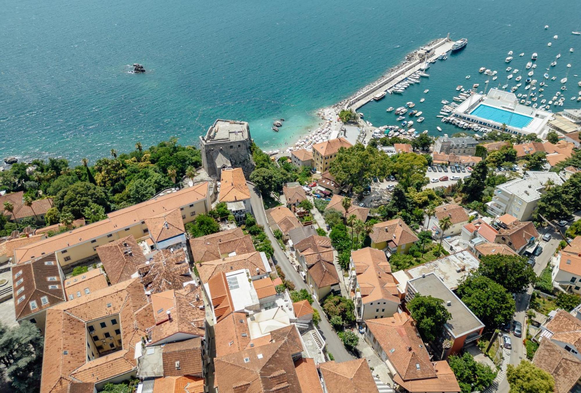Stari Grad